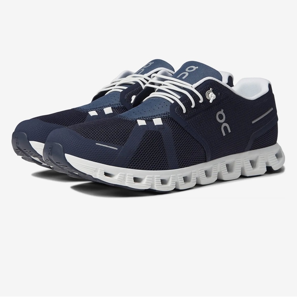 On Running Cloud 5 Shoes